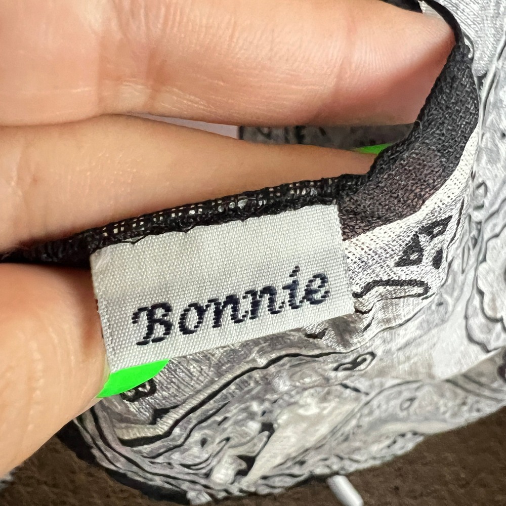100% Silk Paisley Scarf by Bonnie Black White Quite Luxury Classic - Picture 4 of 5